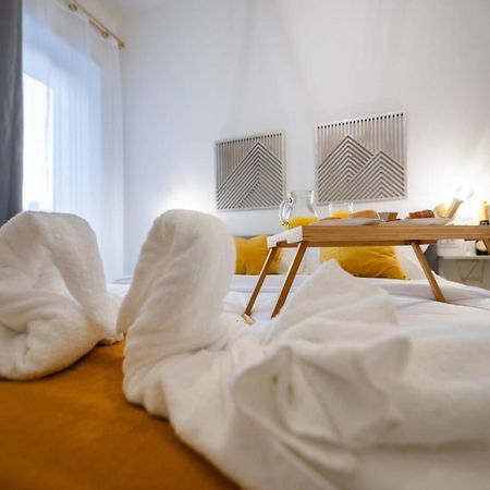 Apartamento Palatium Al Duomo Turín Exterior foto
