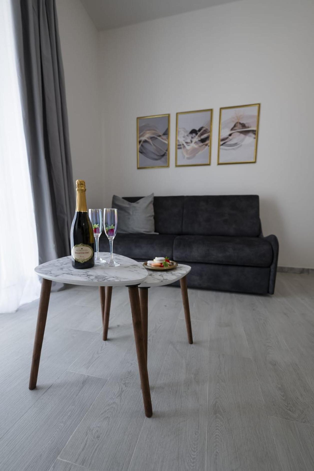 Apartamento Palatium Al Duomo Turín Exterior foto