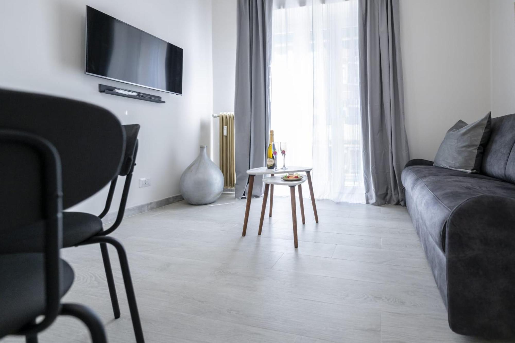 Apartamento Palatium Al Duomo Turín Exterior foto