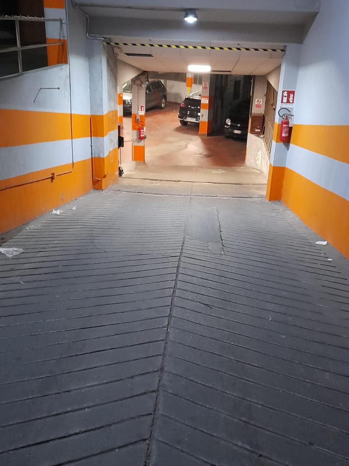 Apartamento Palatium Al Duomo Turín Exterior foto